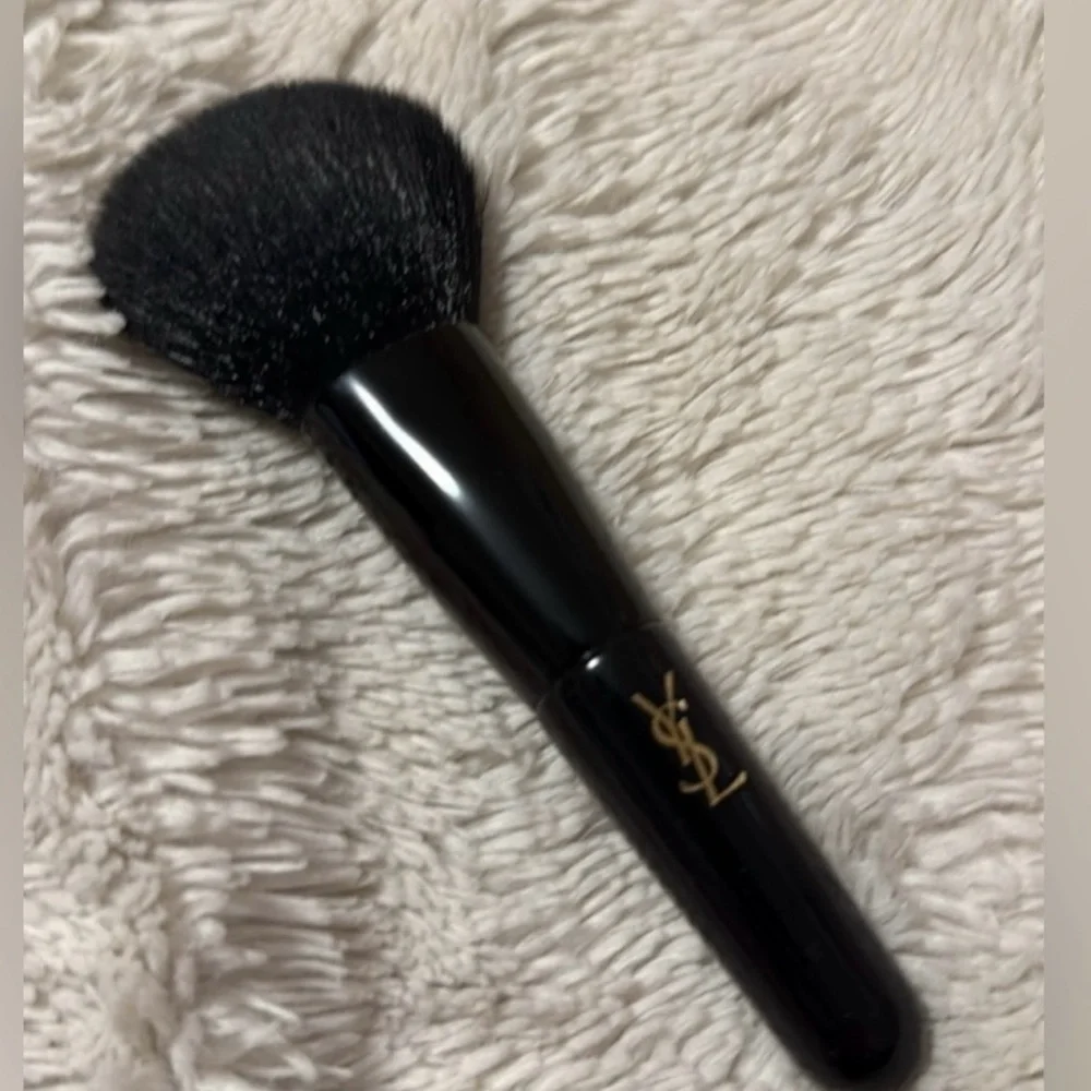 Yves Saint Laurent Beaute Delux Powder Blush